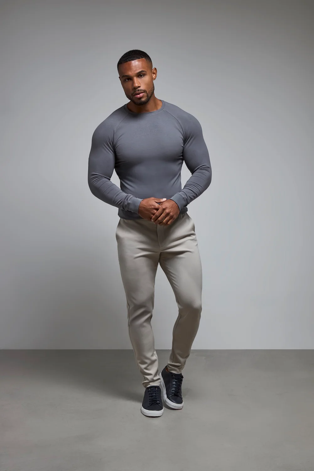 Muscle Fit Long Sleeve T-Shirt in Charcoal - Image 3