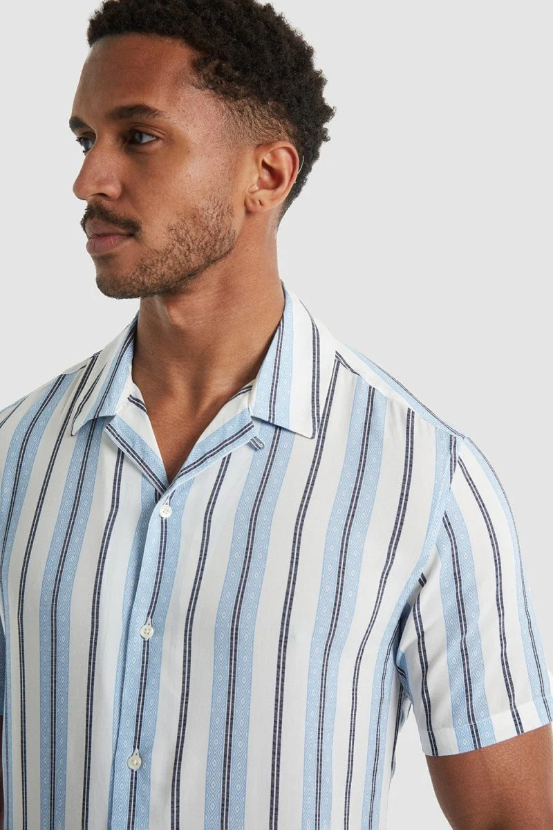 Aztec Stripe Print Shirt - Image 3