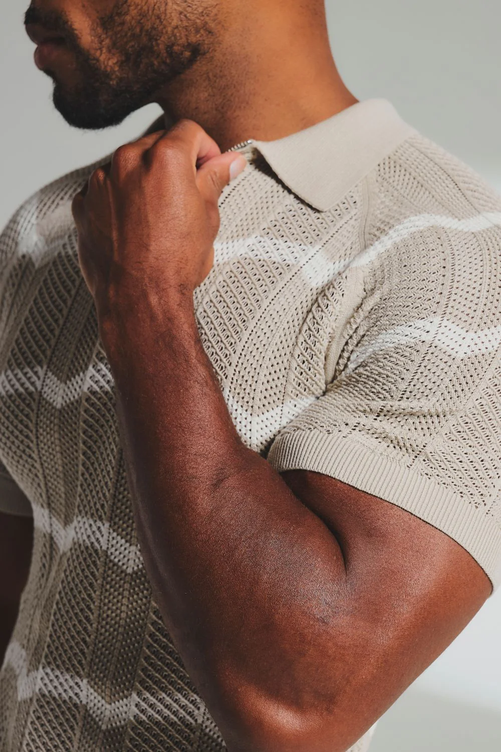 Chevron Textured Knitted Zip Neck Polo Shirt in Stone and Chalk - Image 3