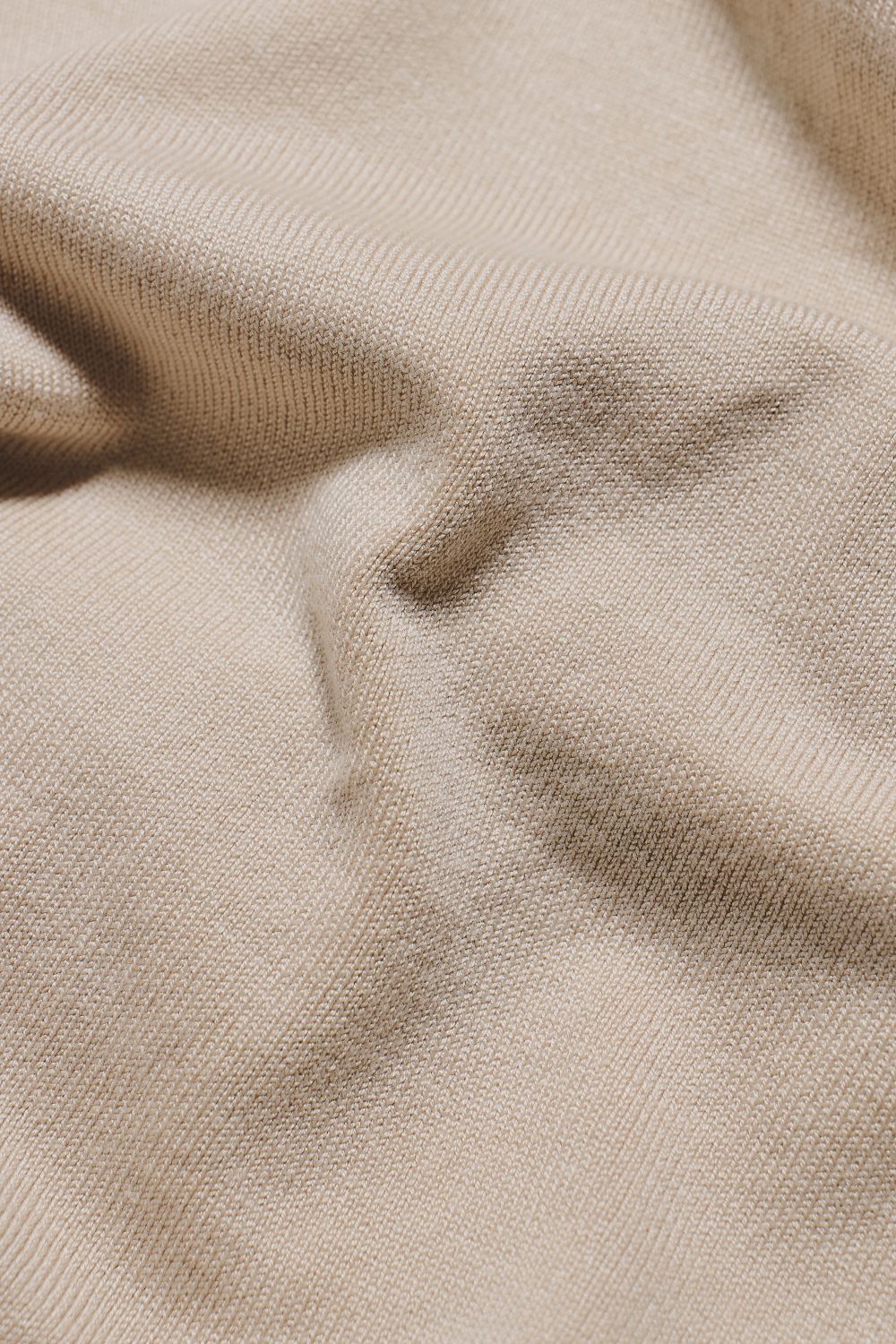 Contrast Tipped Knitted T-Shirt in Light Stone - Image 8