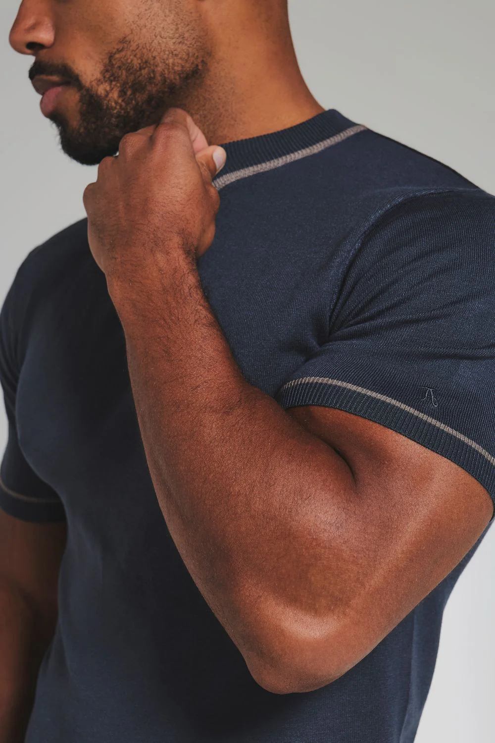 Contrast Tipped Knitted T-Shirt in Steel Blue and Grey - Image 4