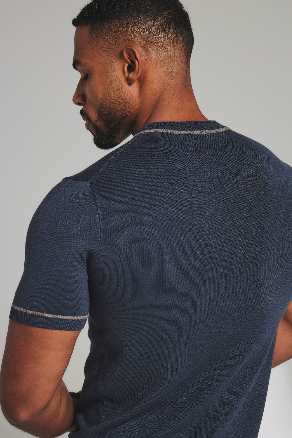 Contrast Tipped Knitted T-Shirt in Steel Blue and Grey - Image 6