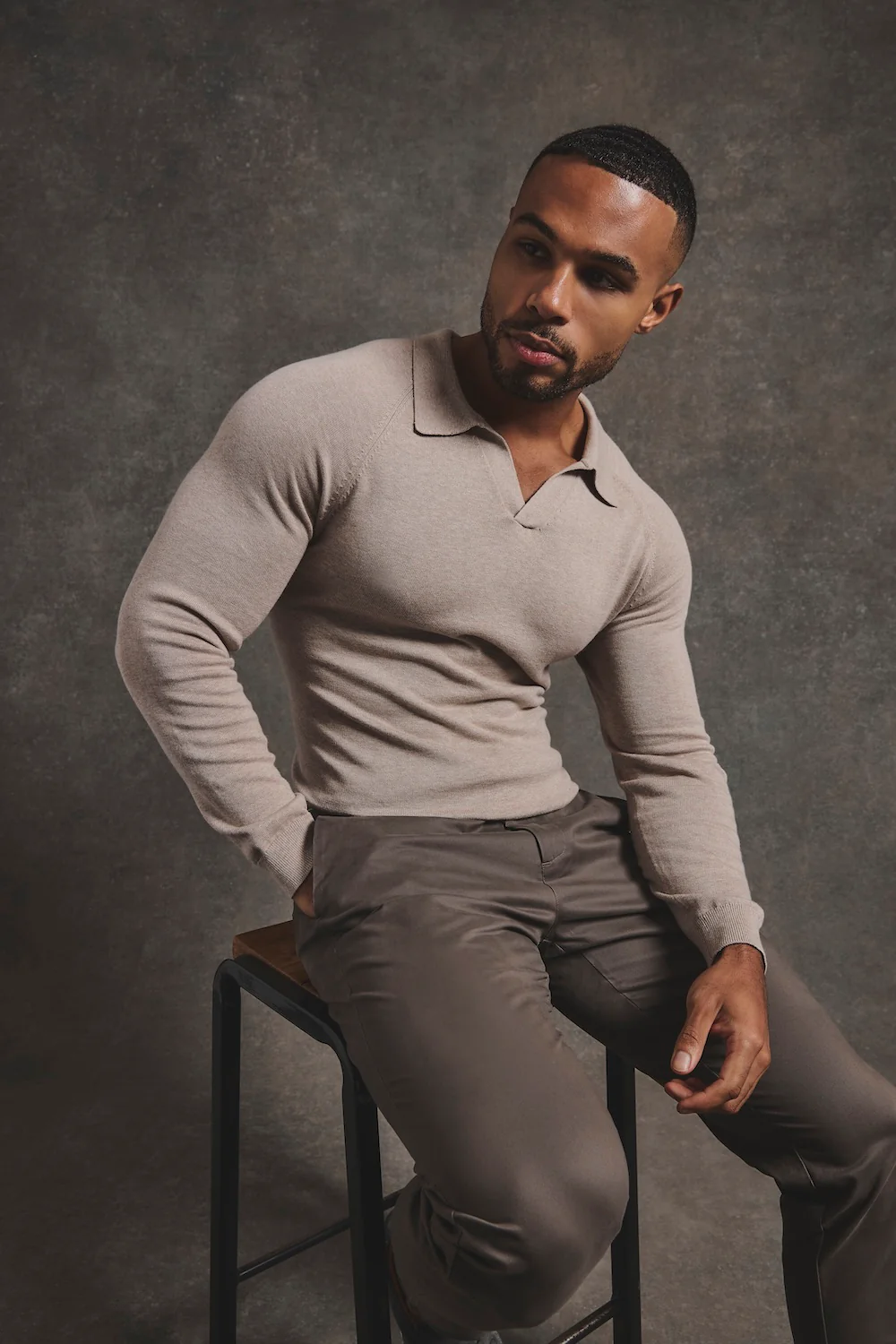 Pure Cotton Knitted Open Collar Polo Shirt in Neutral Marl - Image 3