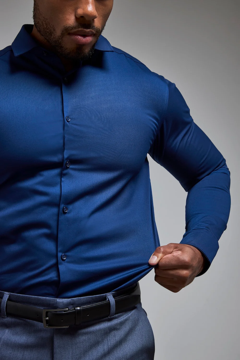 Muscle Fit Dress Shirt in Navy - Image 3
