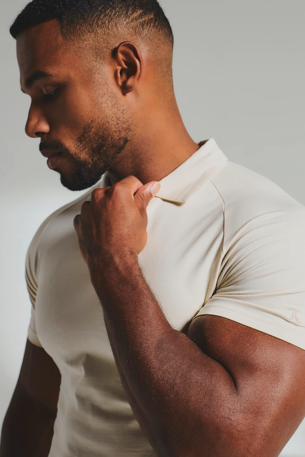 Essential Jersey Buttonless Polo Shirt in Alabaster - Image 2