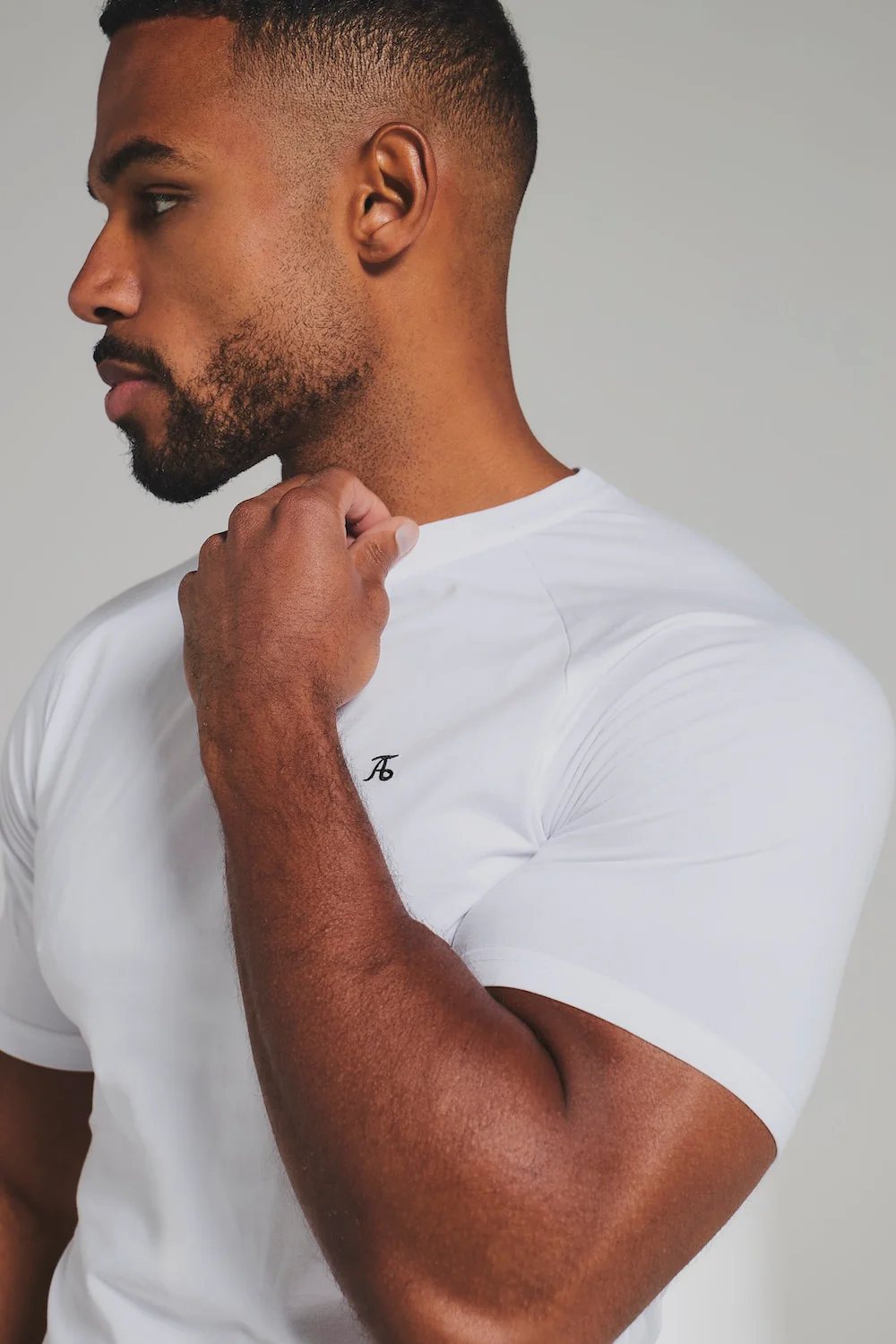 Muscle Fit T-Shirt in White - Image 2