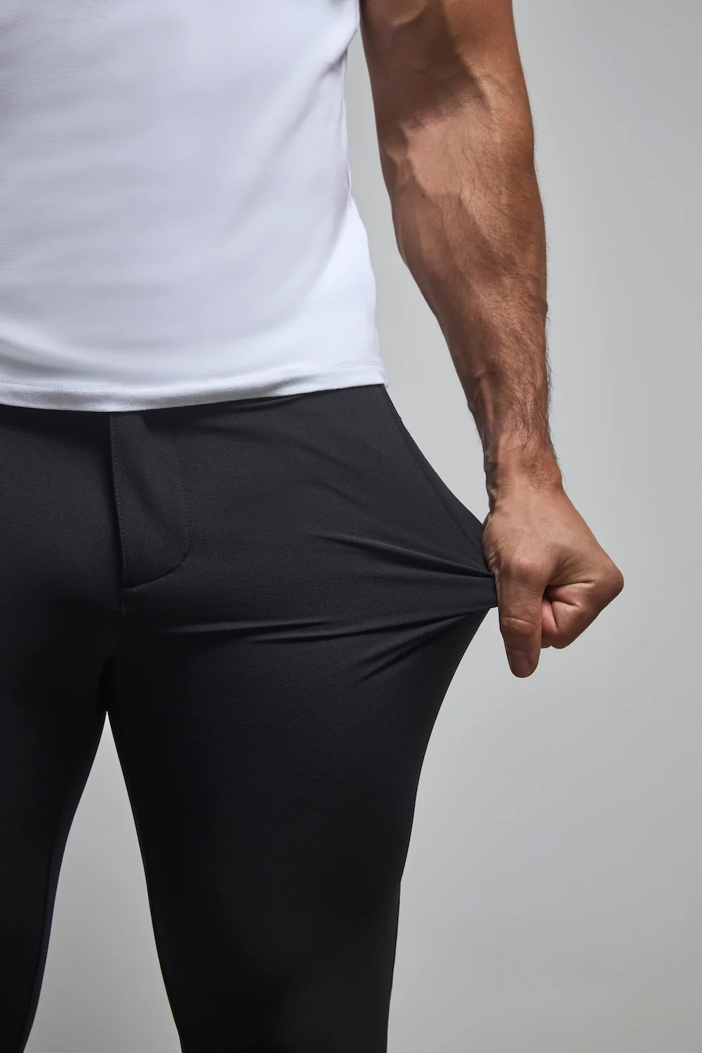 Everyday Tech Trousers in Black - Image 7