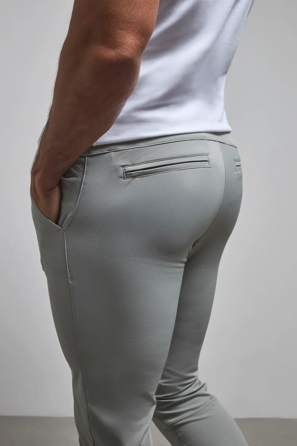Everyday Tech Trousers in Soft Grey - Image 4