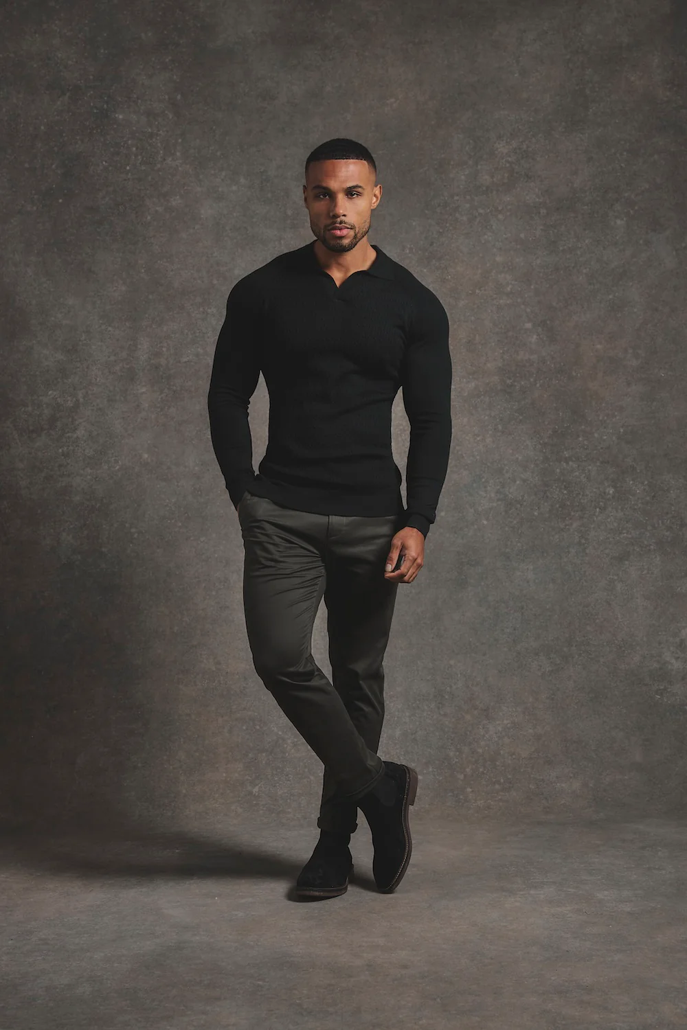 Fine Cable Knitted Polo Shirt in Black - Image 5