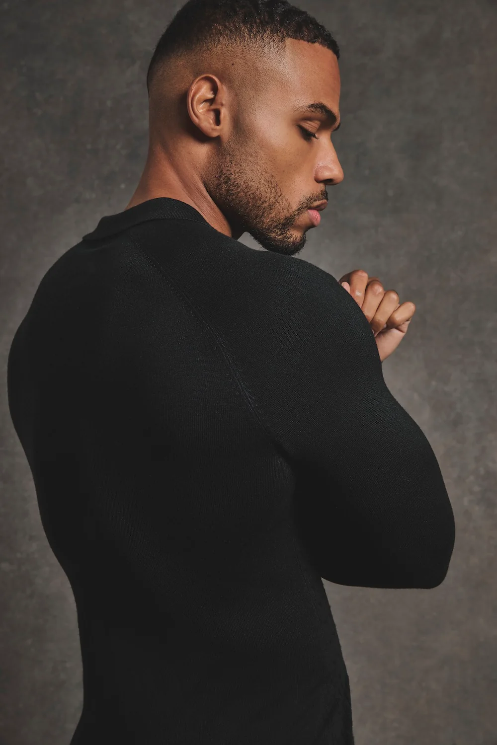 Fine Cable Knitted Polo Shirt in Black - Image 7