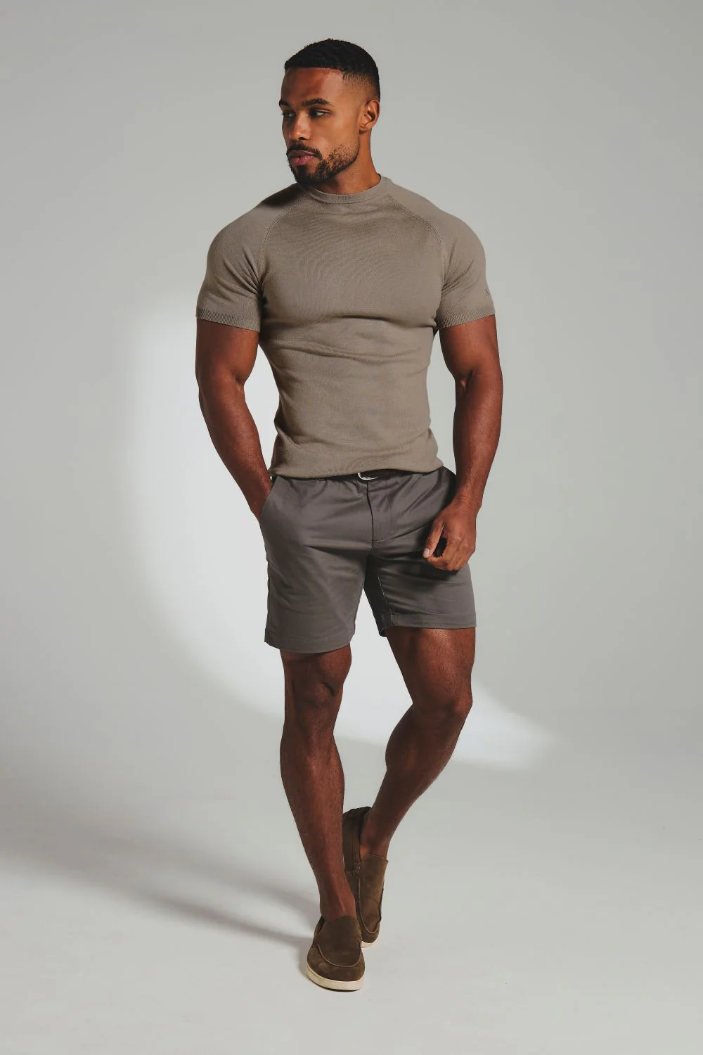 Fine Gauge Knitted T-Shirt in Khaki - Image 4