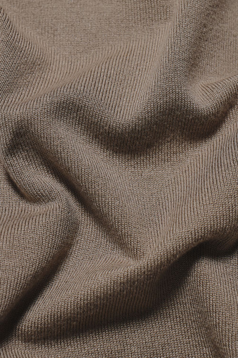 Fine Gauge Knitted T-Shirt in Khaki - Image 7
