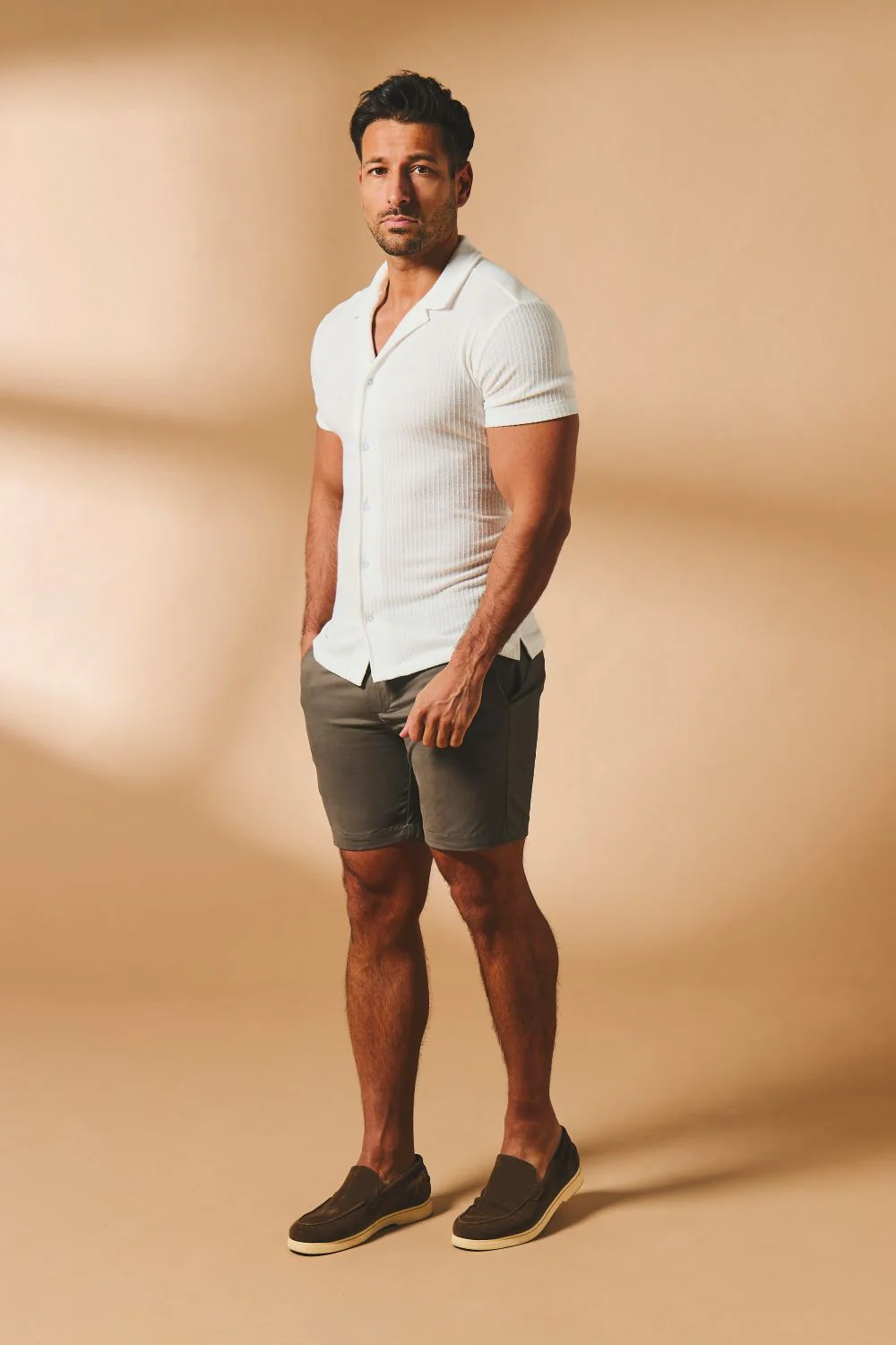 Fine Textured Stripe Cuban Collar Shirt in White - Image 4