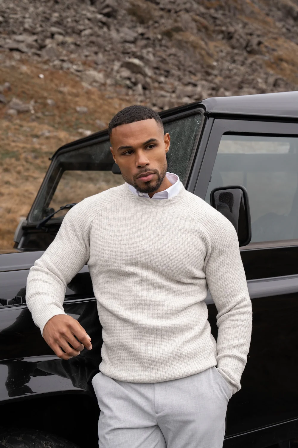 Fisherman Crew Neck Jumper in Soft Grey - Image 5