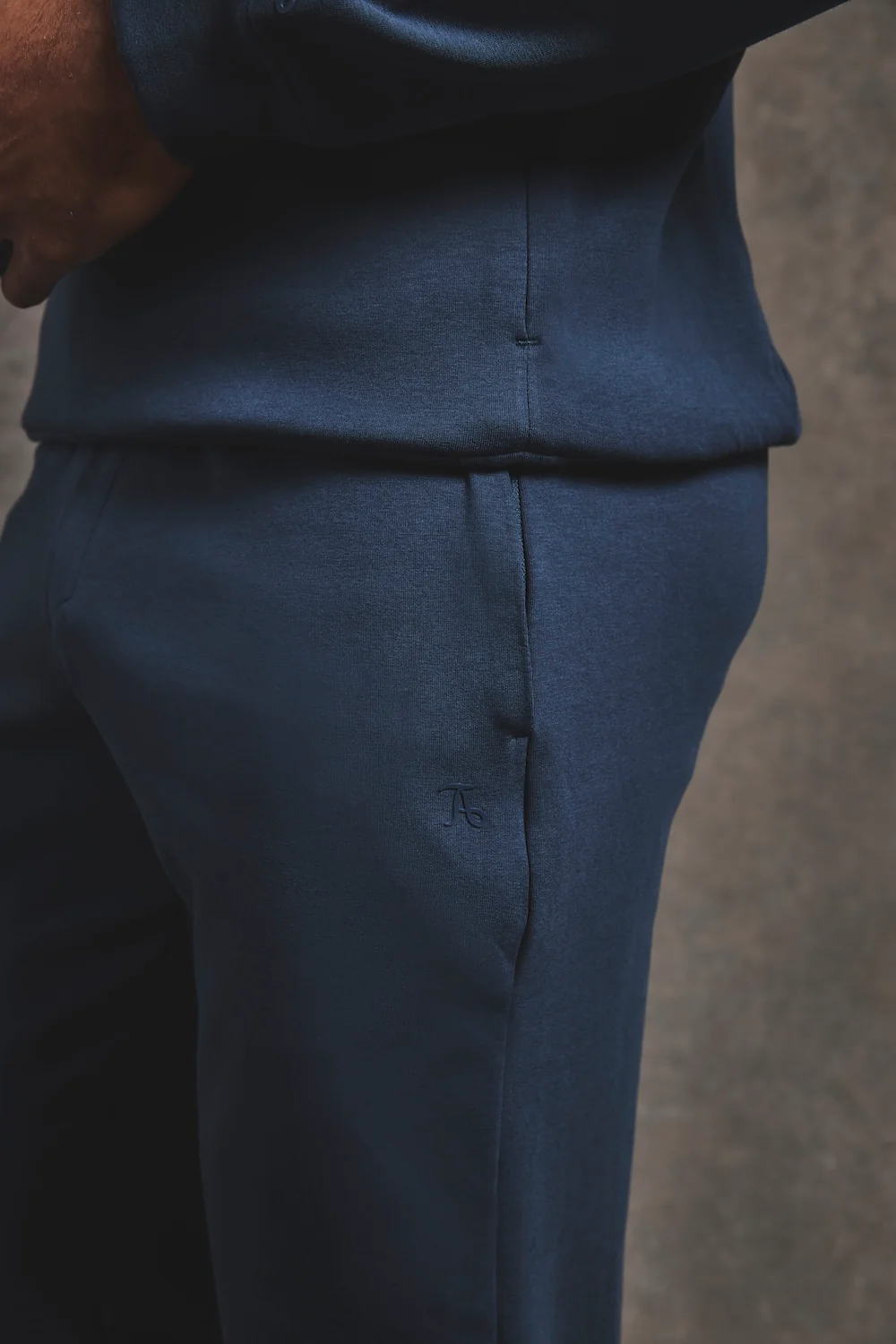 Interlock Sweat Jogger in Navy - Image 4