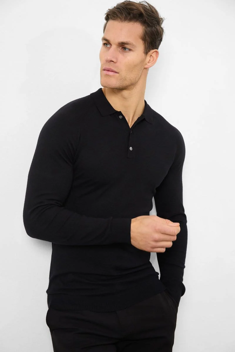 Knitted Polo Shirt in Black - Image 4