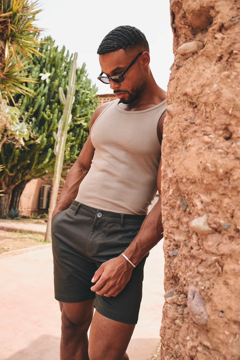 Muscle Fit Stretch Chino Shorts in Dark Khaki - Image 7