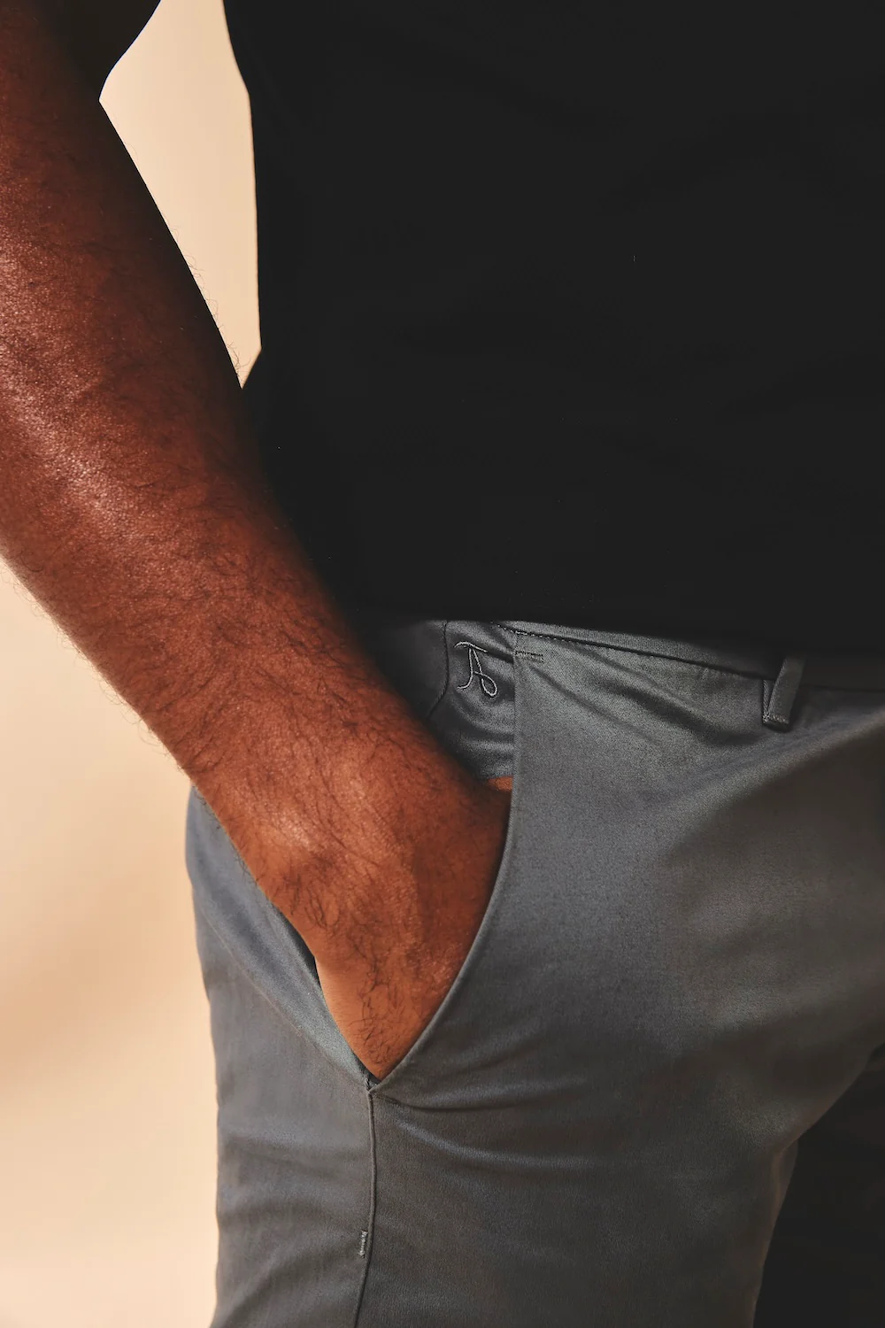 Muscle Fit Stretch Chino Shorts in Dark Pewter - Image 5