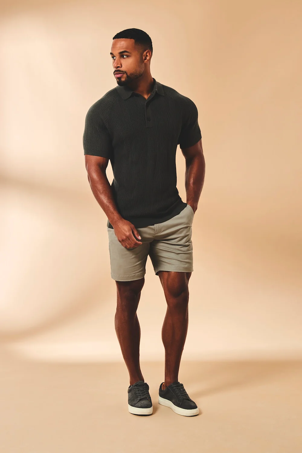 Muscle Fit Stretch Chino Shorts in Soft Khaki - Image 4