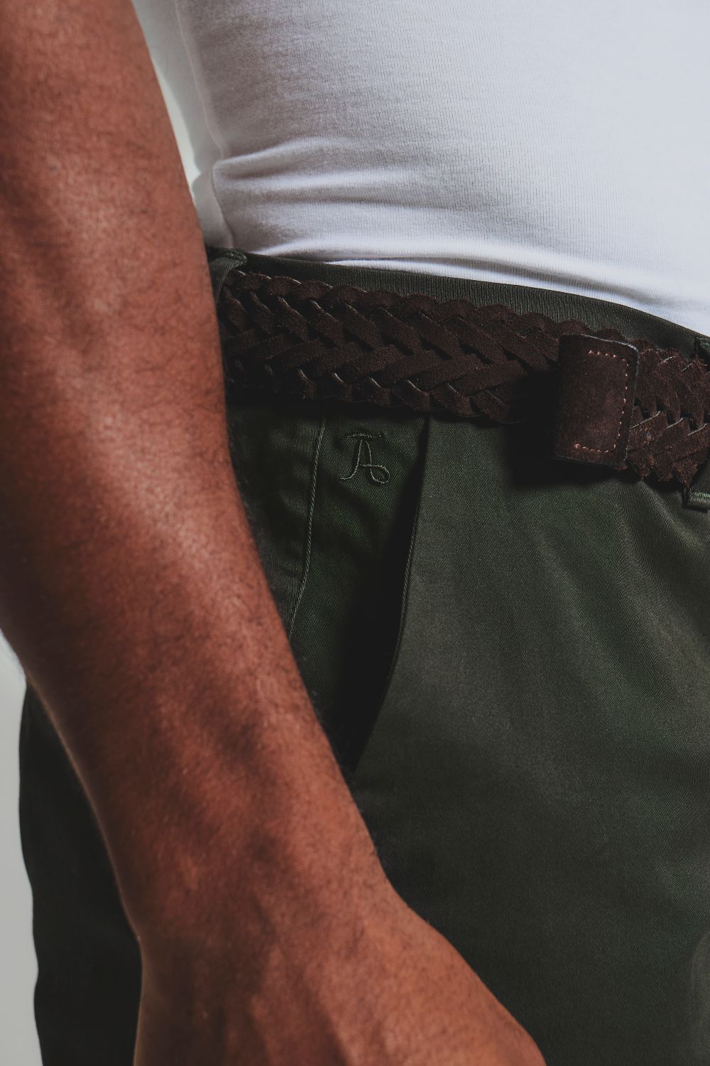 Muscle Fit Stretch Chino Shorts - Shorter Length in Dark Khaki - Image 5