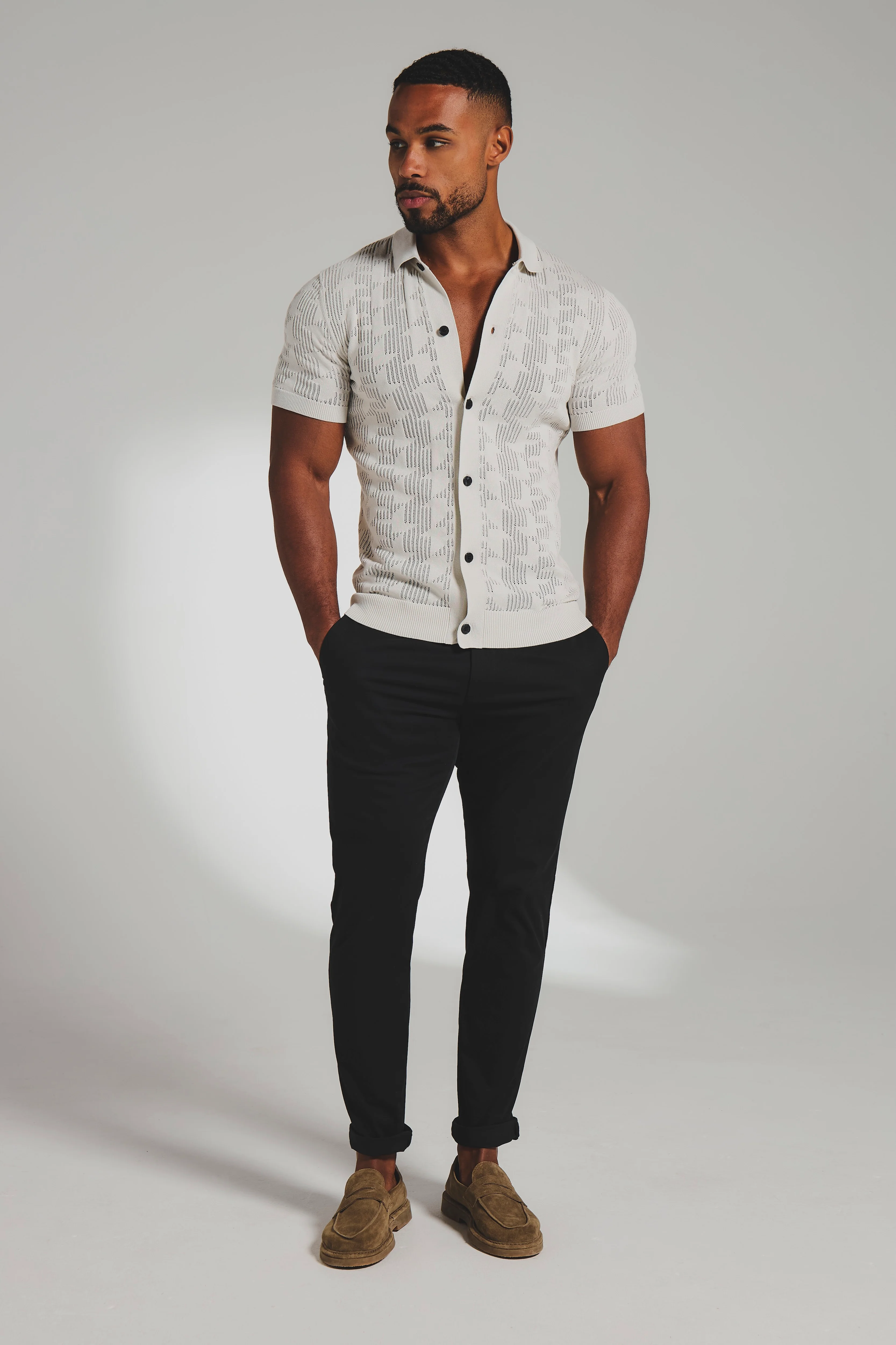 Muscle Fit Cotton Stretch Chino Trouser in Black - Image 4