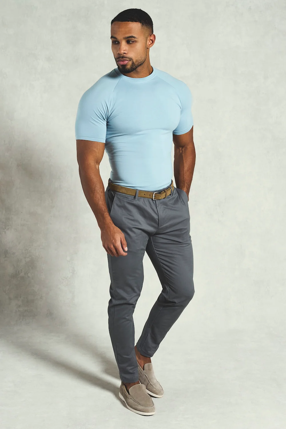 Muscle Fit T-Shirt in Blue - Image 4