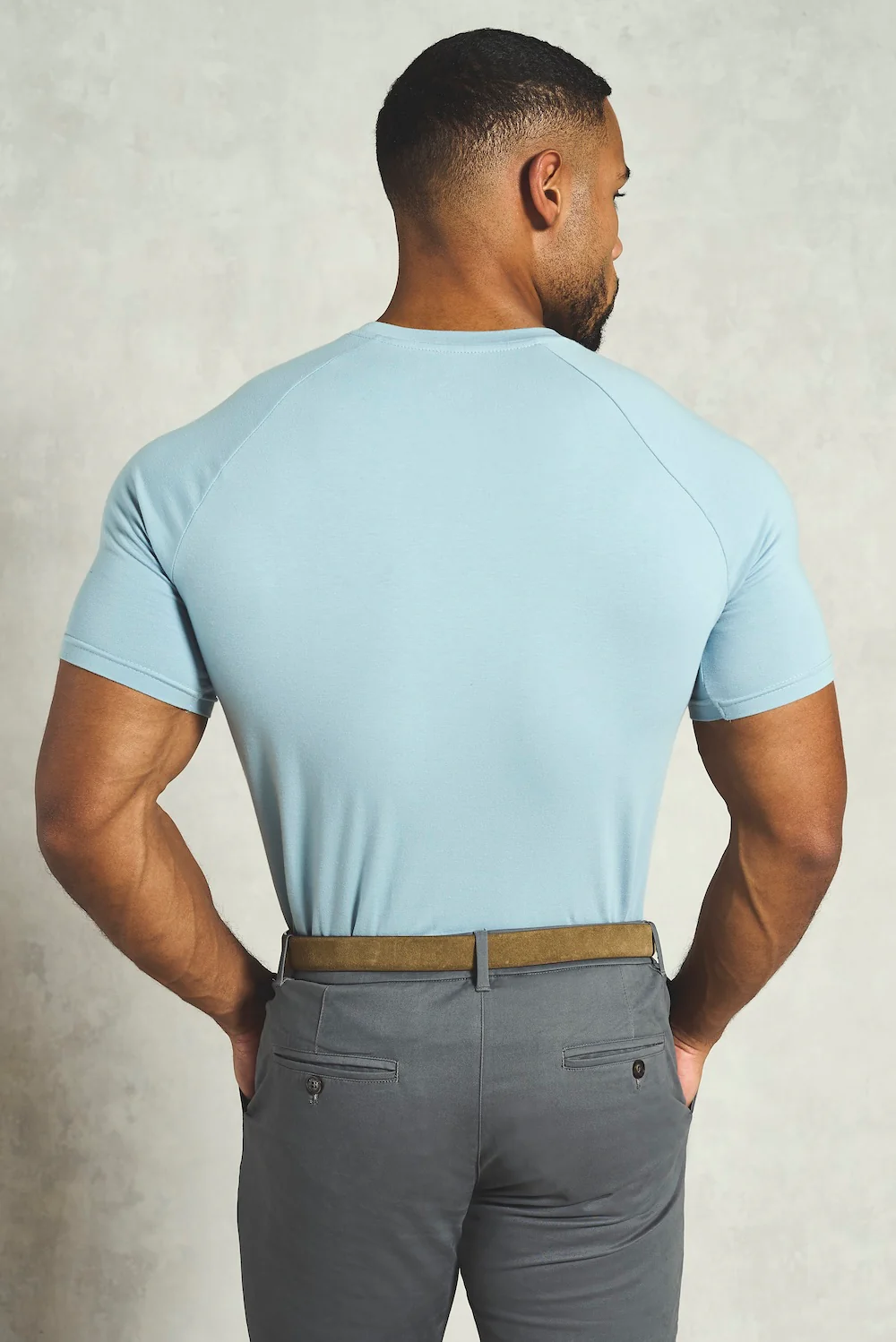Muscle Fit T-Shirt in Blue - Image 6