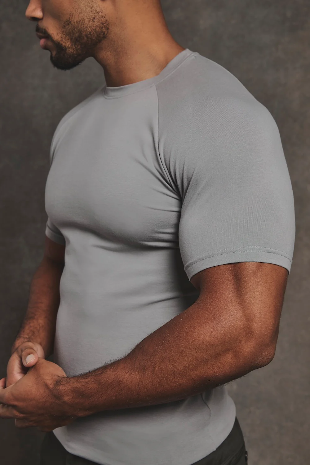 Muscle Fit T-Shirt in Grey - Image 4