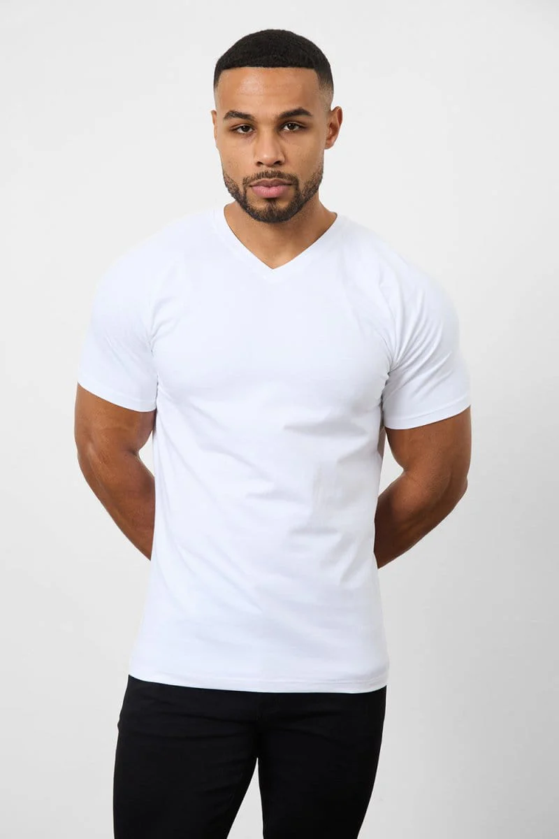 Muscle Fit Favourites V-Neck 3-Pack - Image 5
