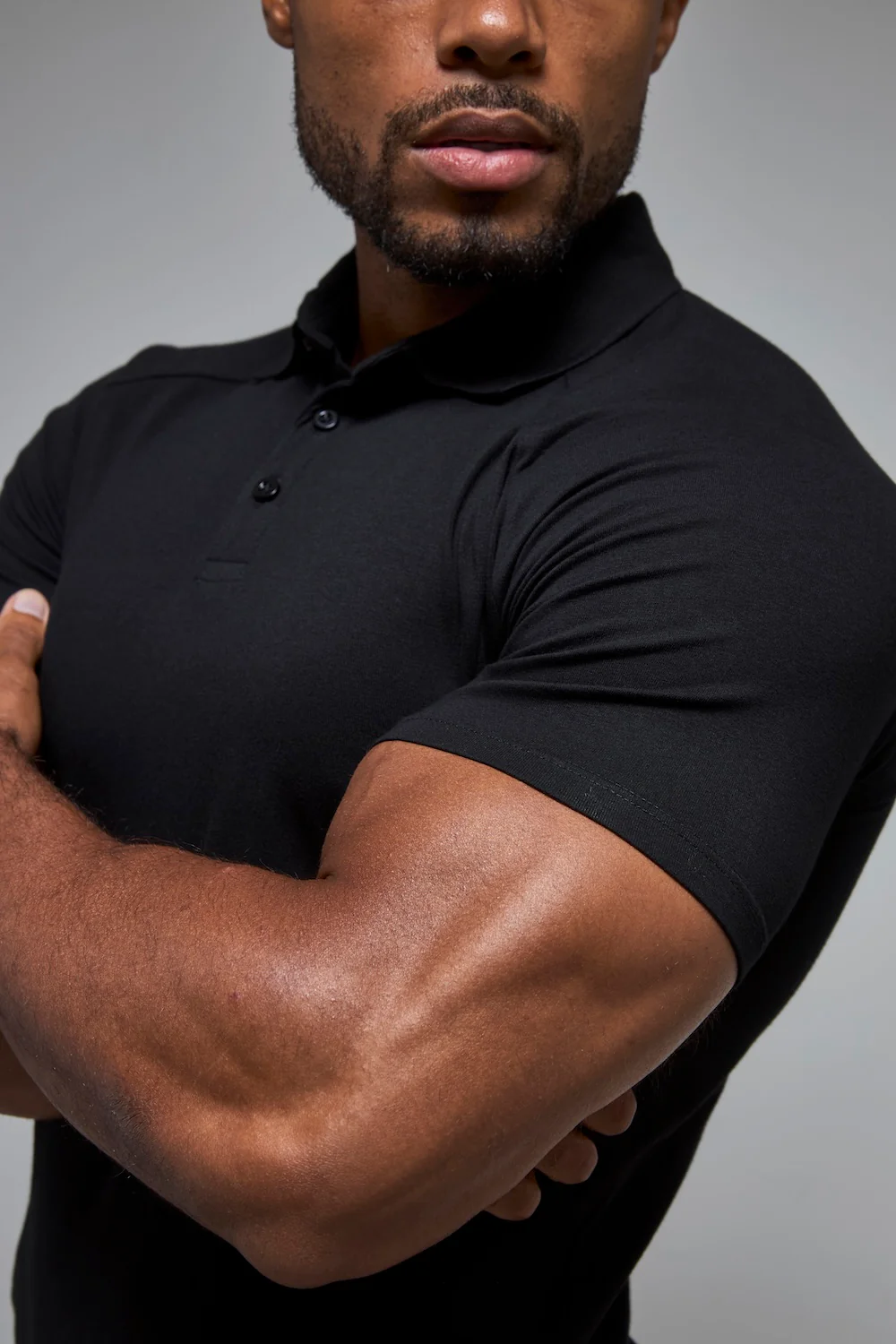 Muscle Fit Polo Shirt in Black - Image 4