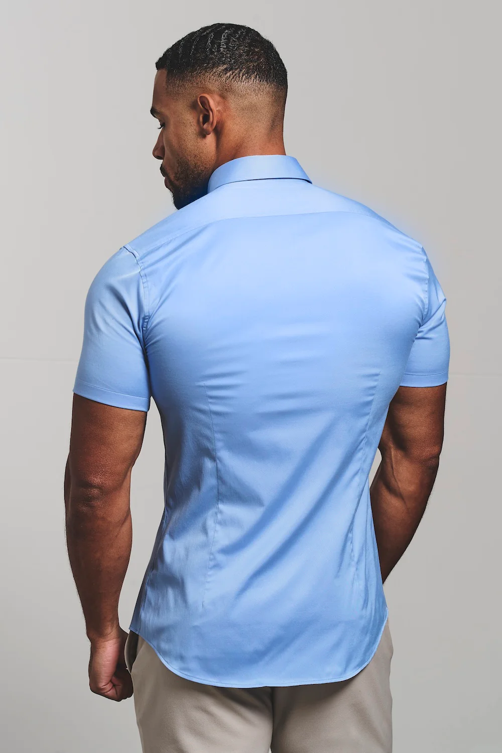 Muscle Fit Short Sleeve Signature Shirt in Mid Blue - Image 5