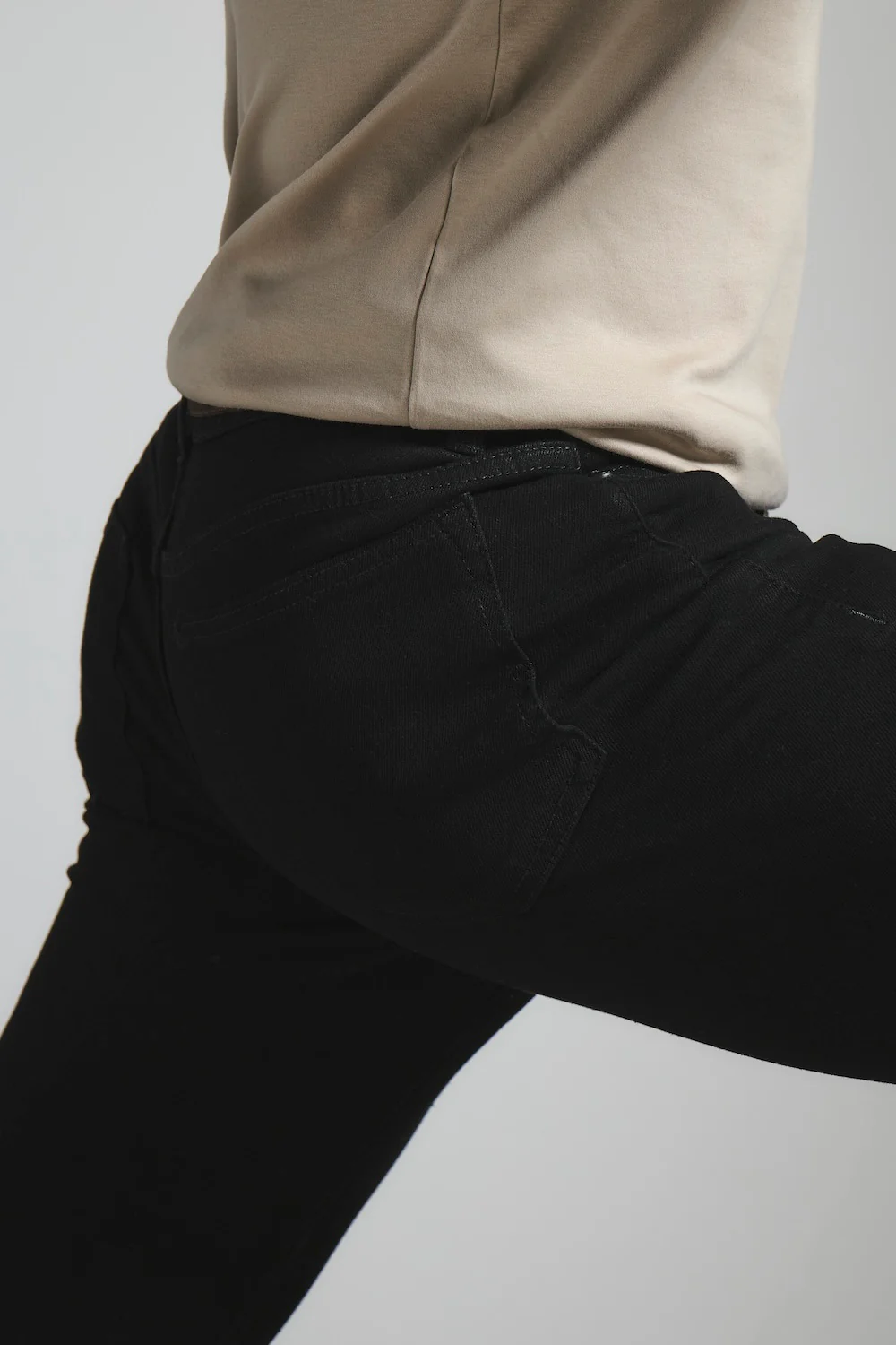 Muscle Fit Stretch Jeans in Black - Image 6
