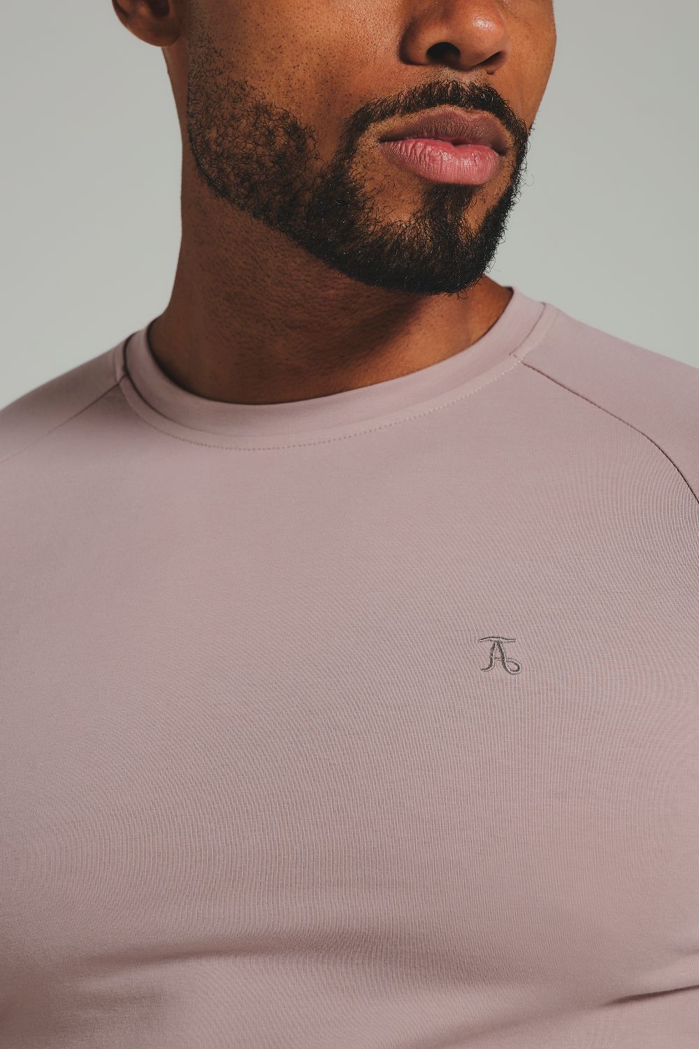 Muscle Fit T-Shirt in Mauve Pink - Image 2