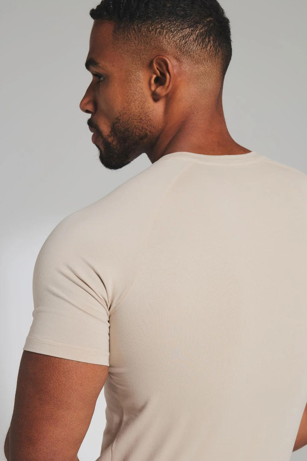 Muscle Fit T-Shirt in Pale Neutral - Image 7