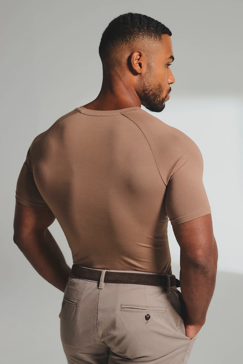 Muscle Fit V Neck in Soft Walnut - Image 6
