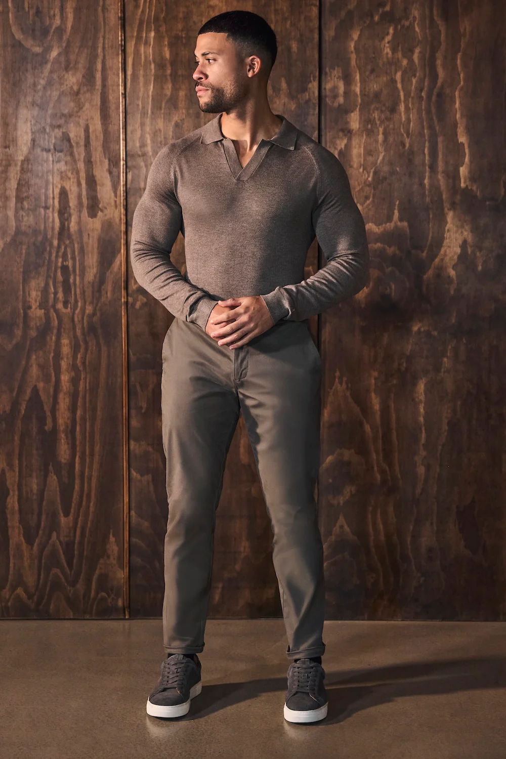 Open Collar Knitted Polo Shirt in Brown Marl - Image 4