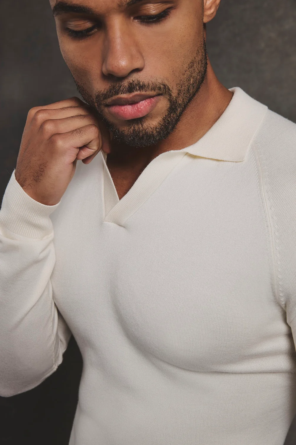 Open Collar Knitted Polo Shirt in Winter White - Image 4