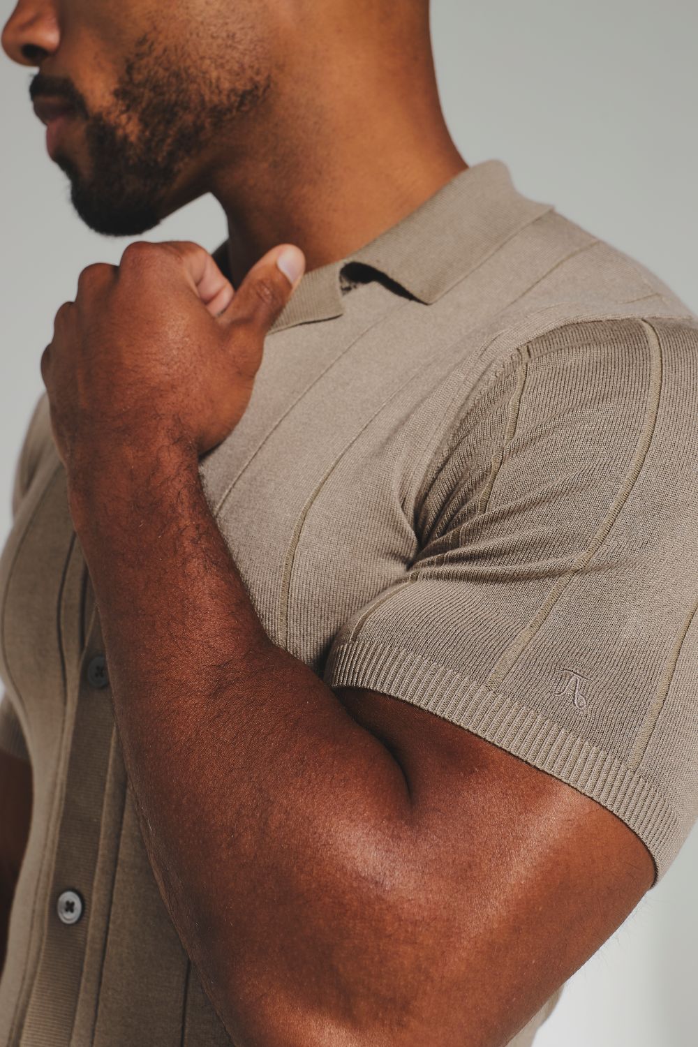 Ribbed Knitted Shirt in Mushroom - Image 5
