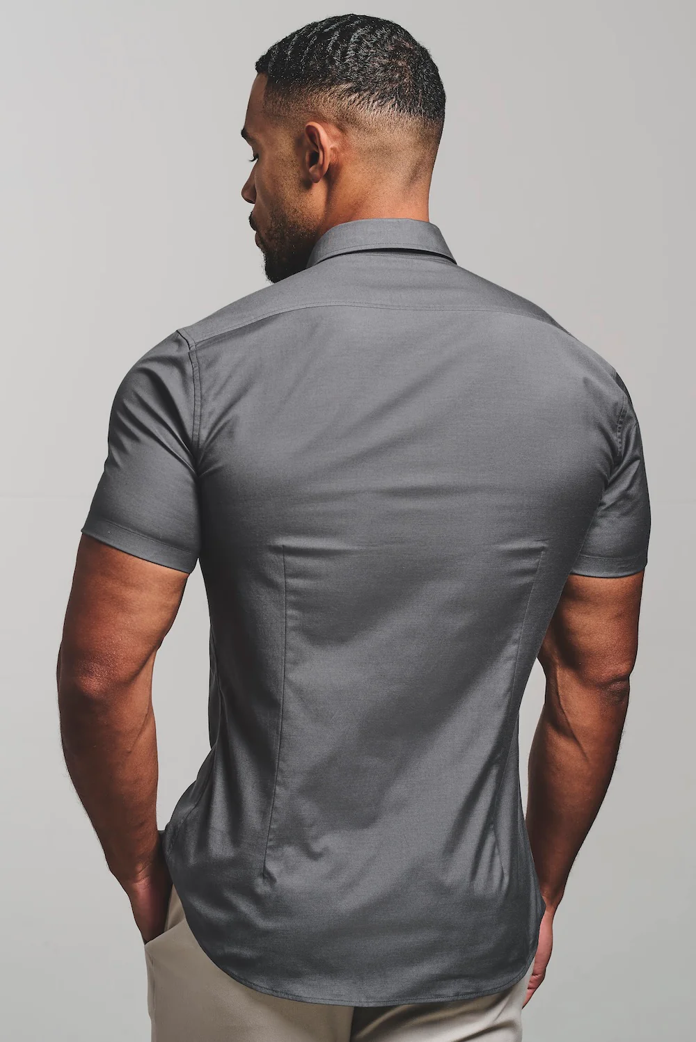 Muscle Fit Short Sleeve Signature Shirt in Grey - Image 6