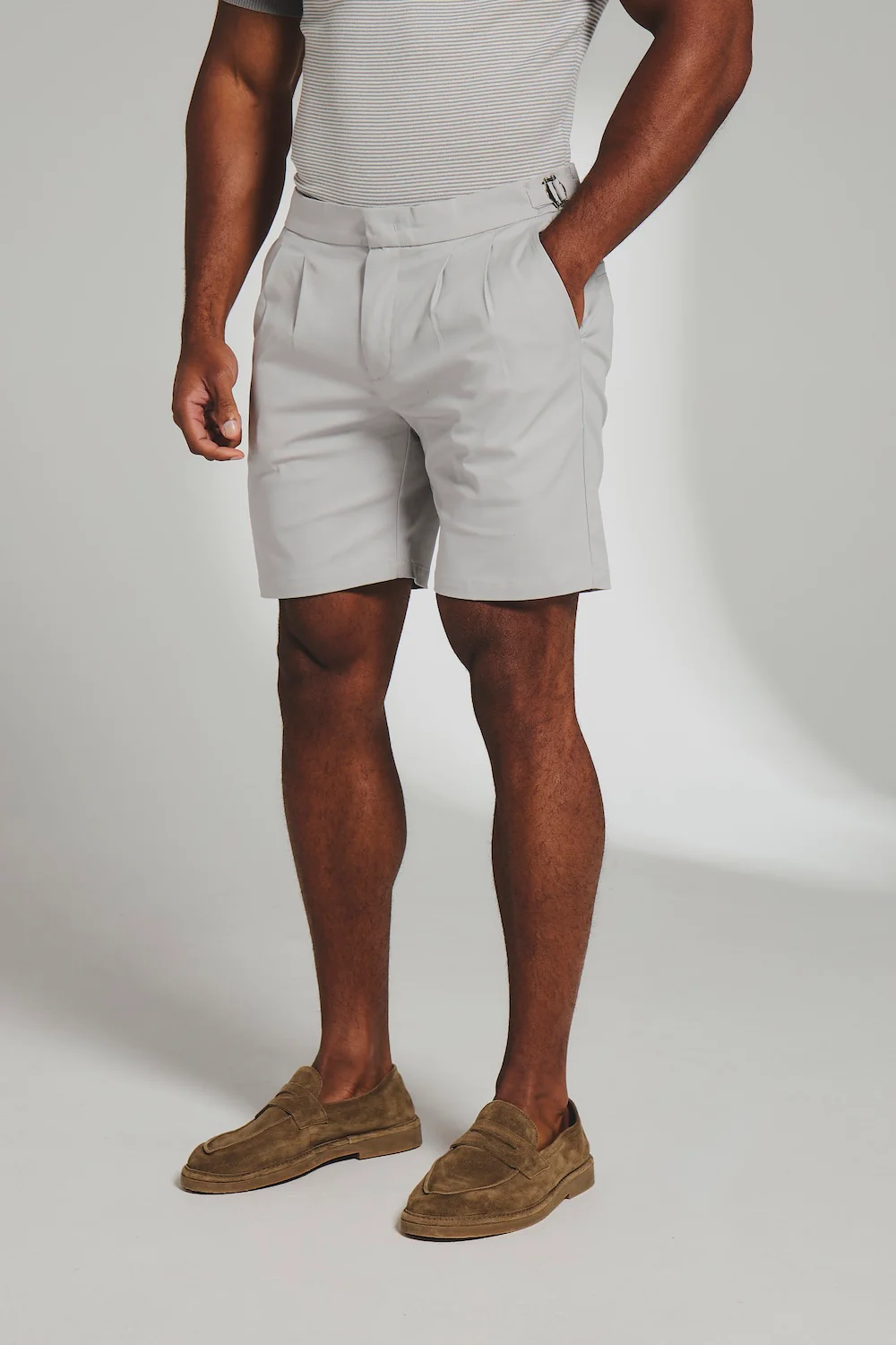 Smart Pleated Cotton Side Adjust Shorts in Pale Grey - Image 2