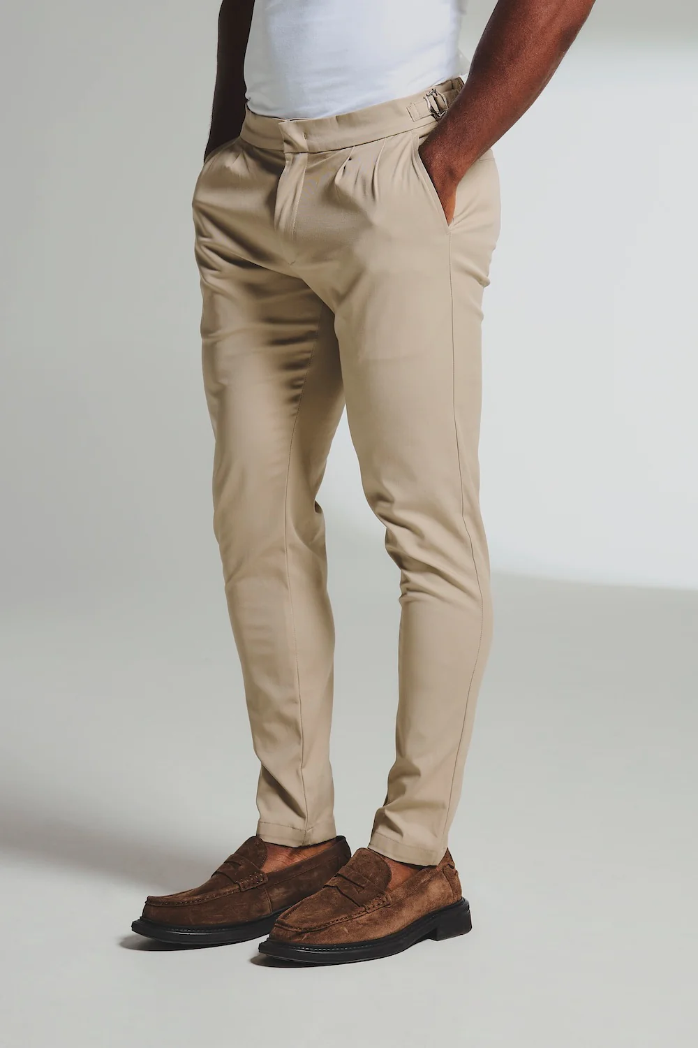 Smart Pleated Cotton Side Adjust Trouser in Stone - Image 4