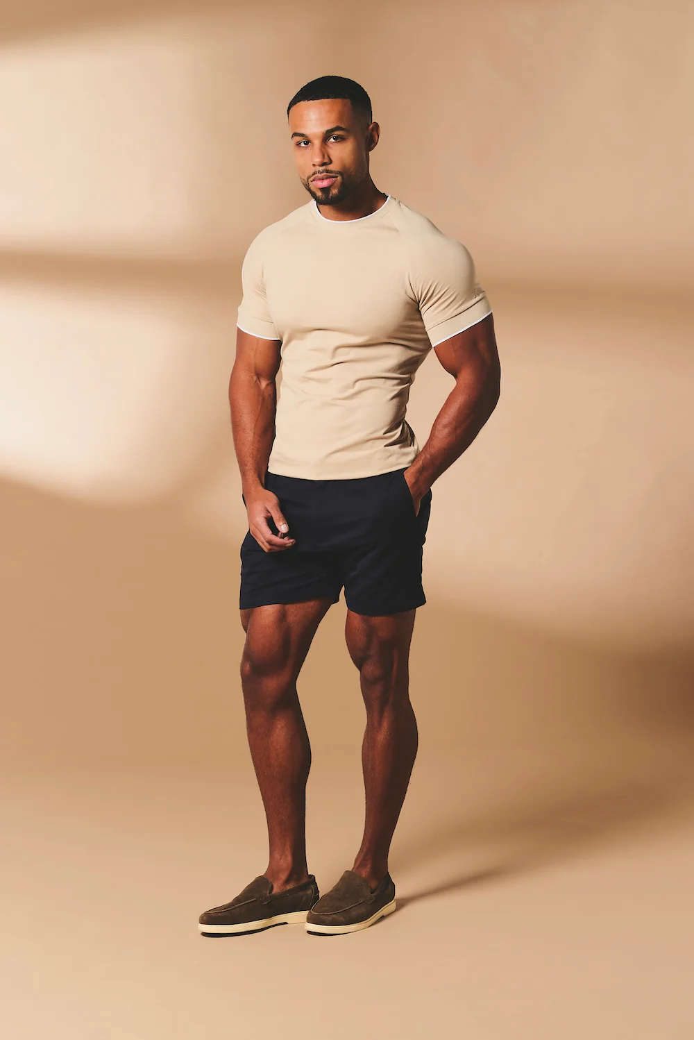 Smart Shorts in Navy - Image 3