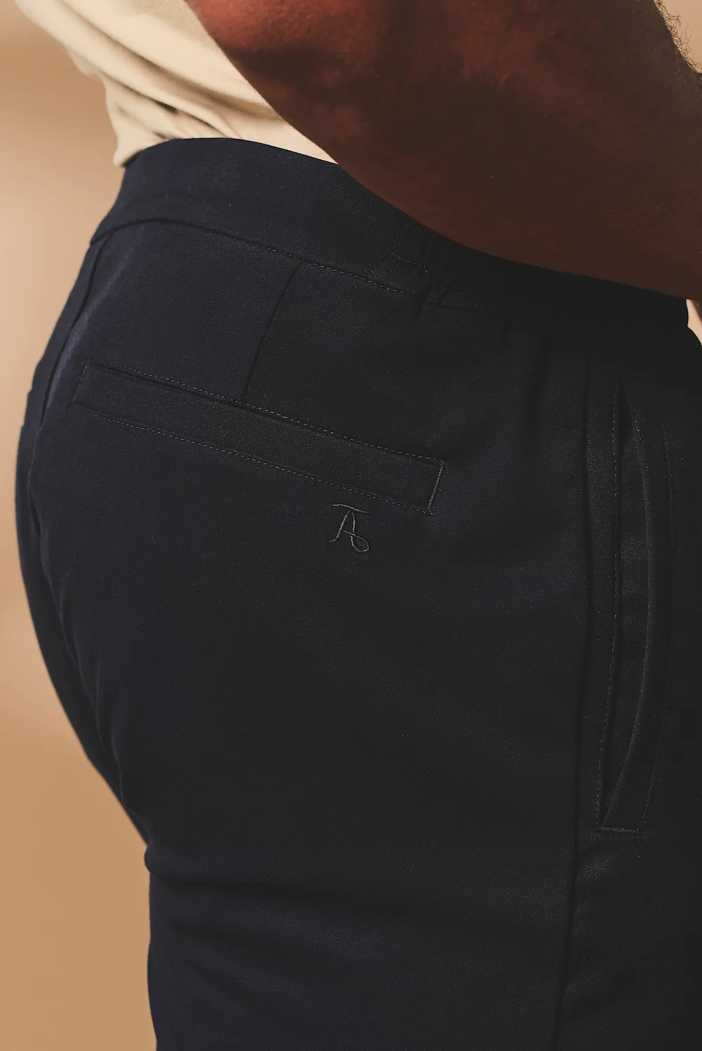 Smart Shorts in Navy - Image 6