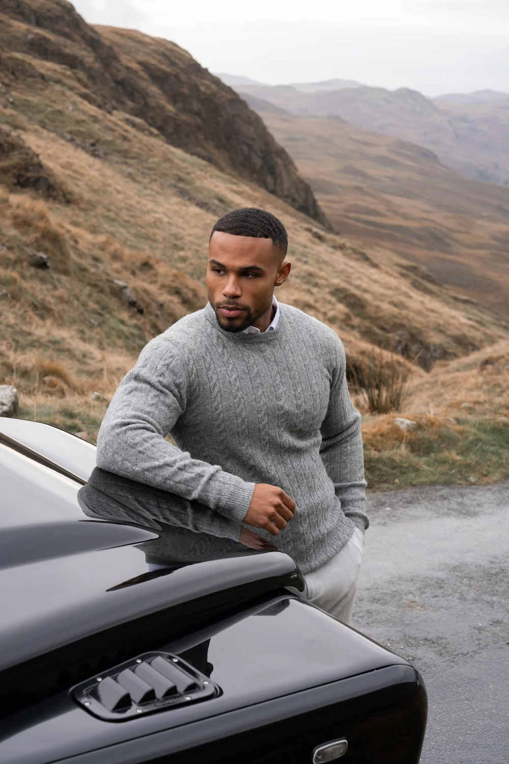 Soft Cable Crew Neck Jumper in Mid Grey - Image 3
