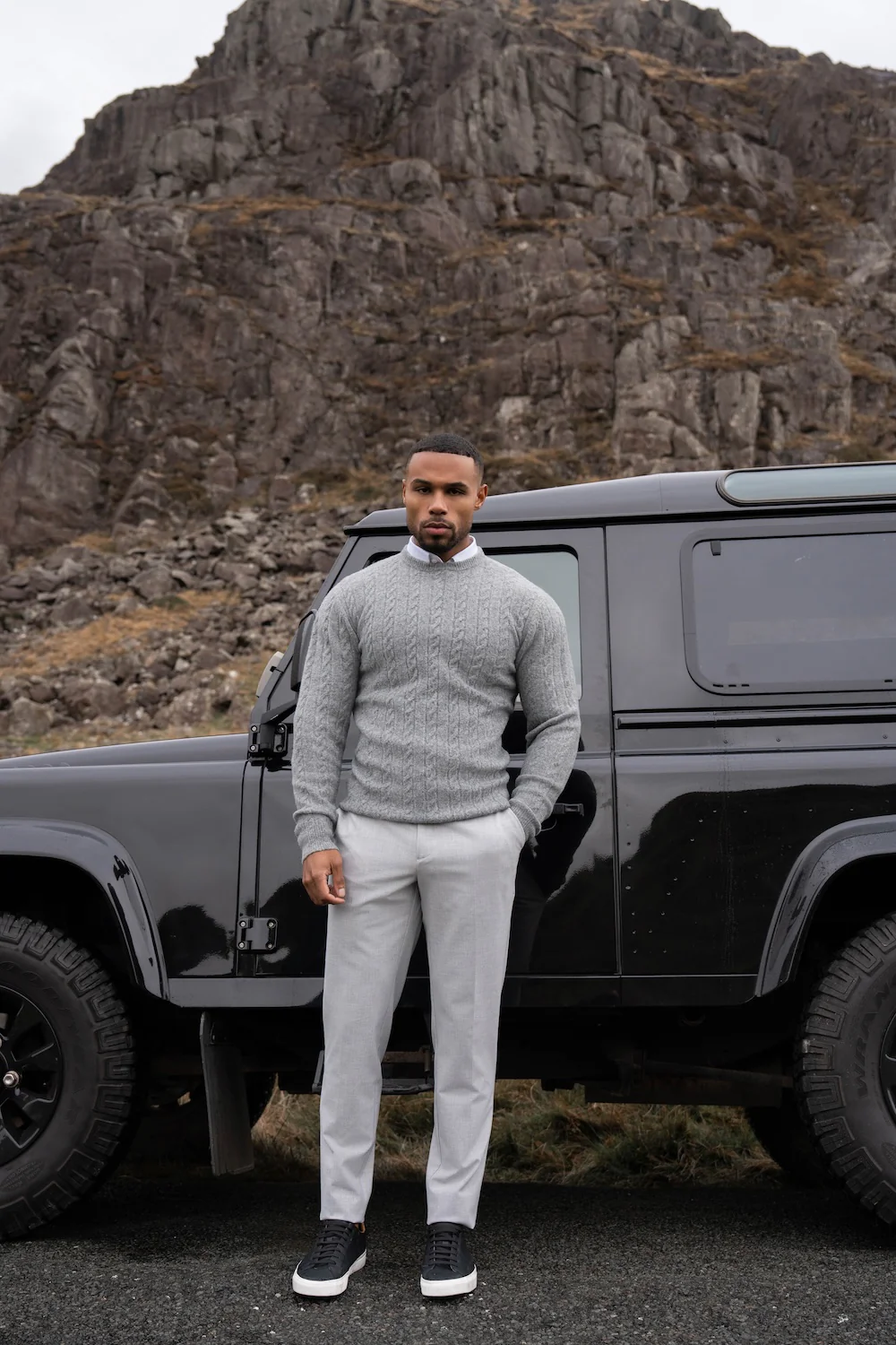 Soft Cable Crew Neck Jumper in Mid Grey - Image 4