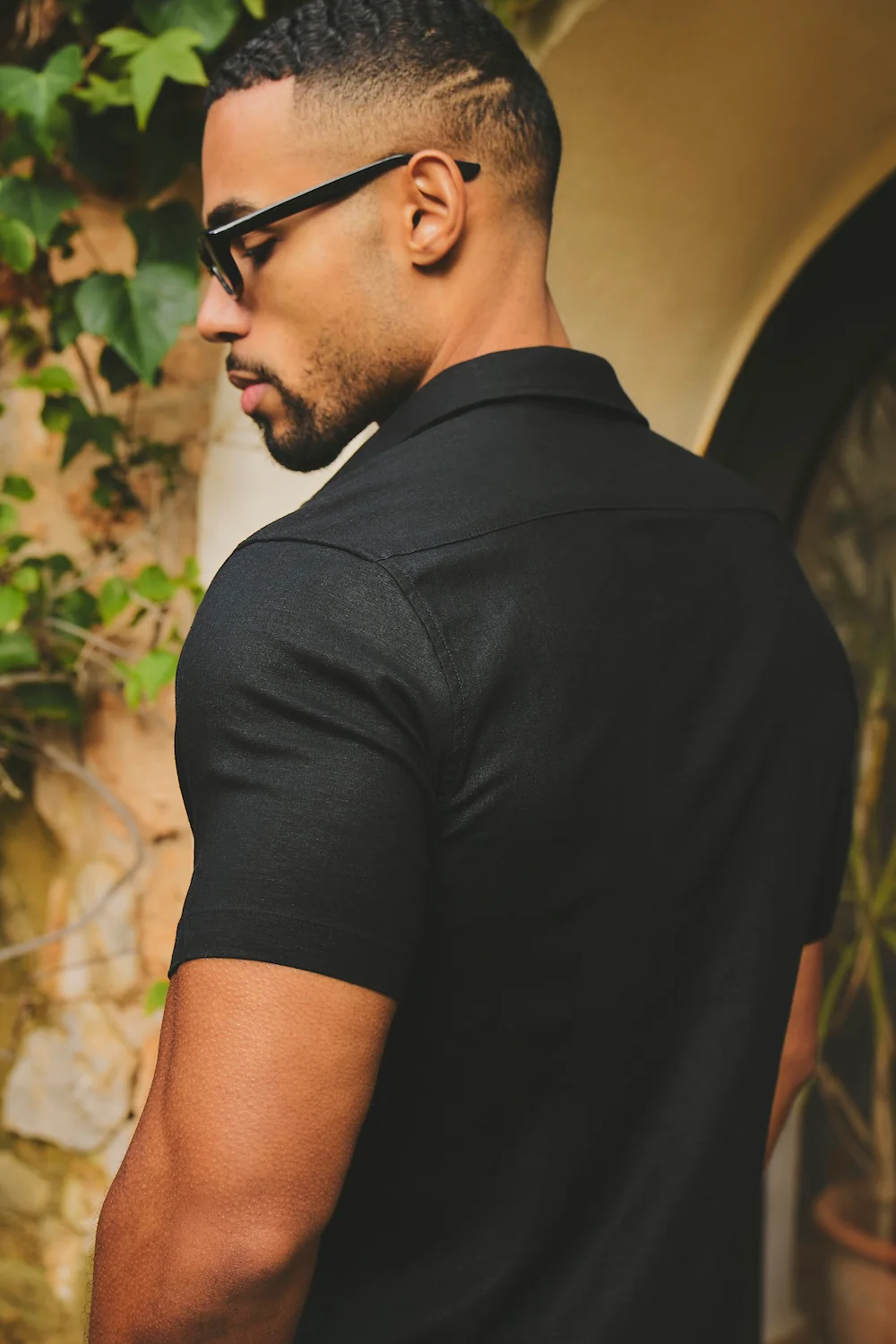 Stretch Linen Blend Button Through Shirt in Black - Image 6