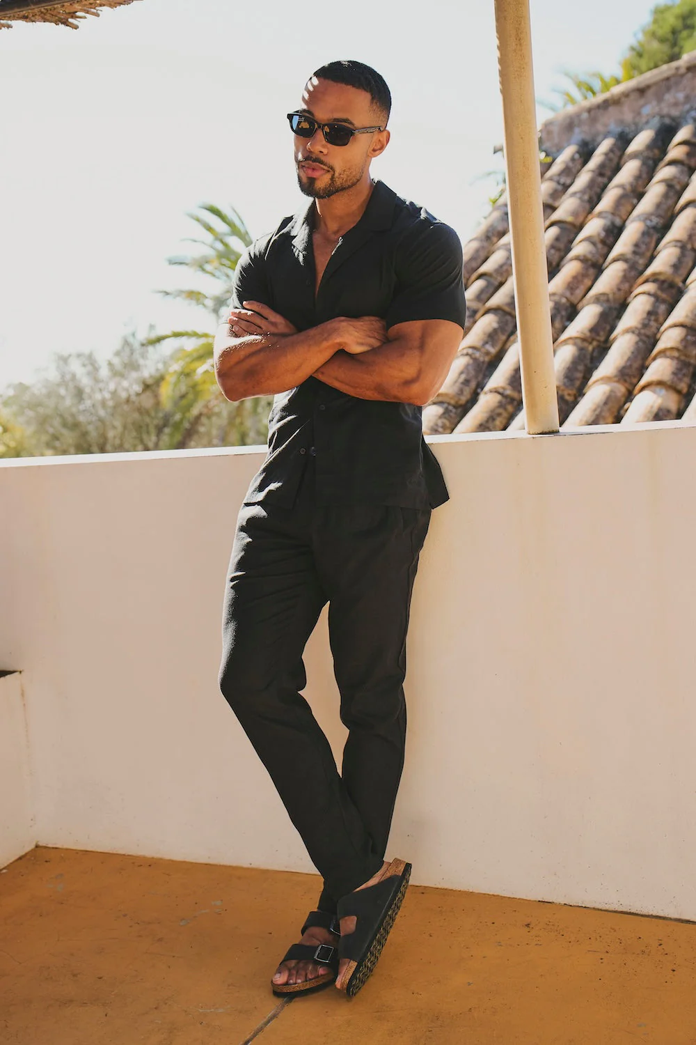 Stretch Linen Blend Cuban Collar Shirt in Black - Image 4