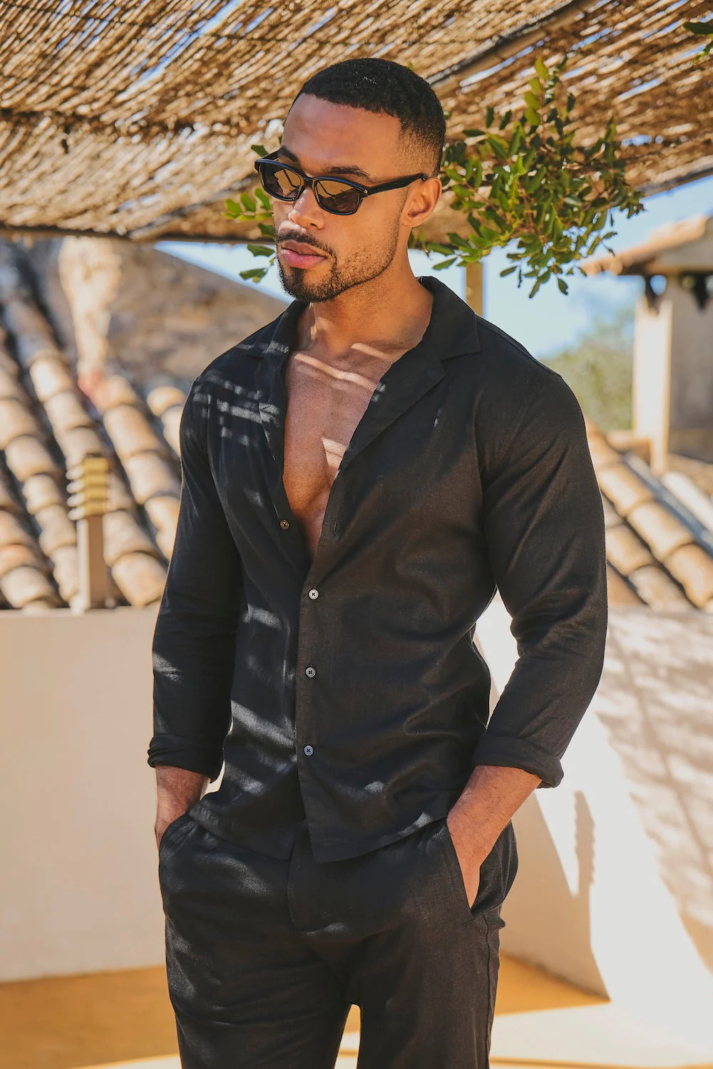 Stretch Linen Blend Cuban Collar Shirt in Black - Image 3