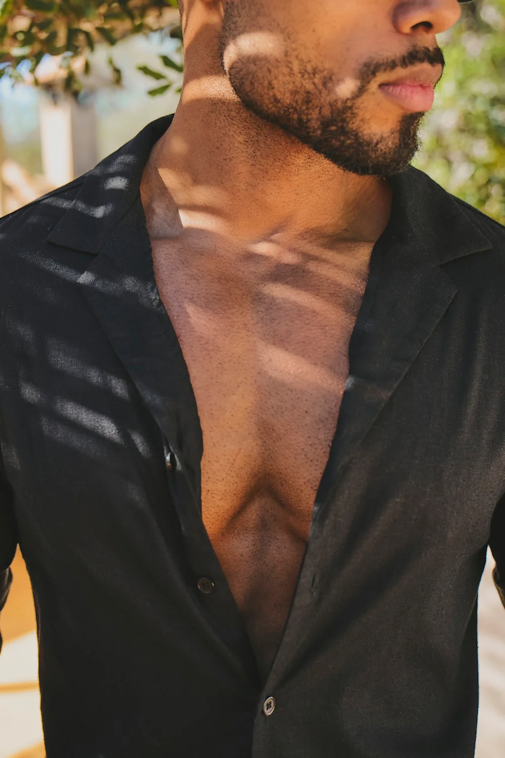 Stretch Linen Blend Cuban Collar Shirt in Black - Image 6