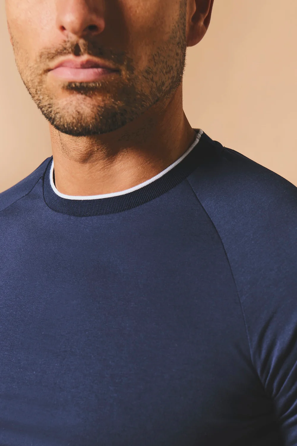 Tipped Fashion Fit T-Shirt in Navy and White - Image 4